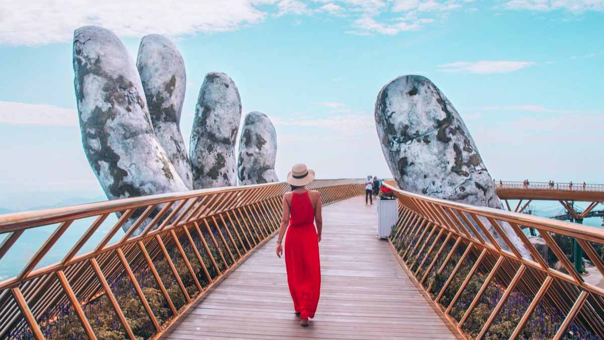 Golden Bridge Da Nang